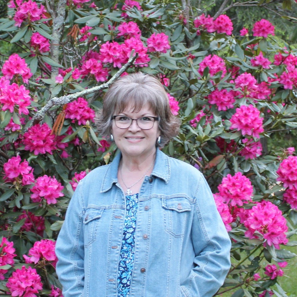 Meet your Posher, Cindy Rhea